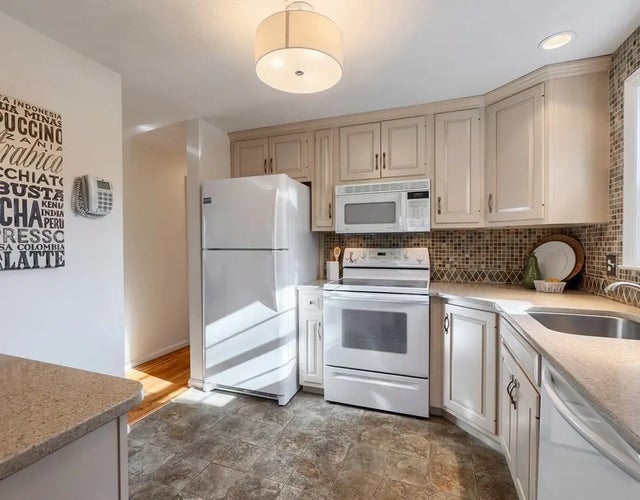 438 Old Bedford Rd, Concord