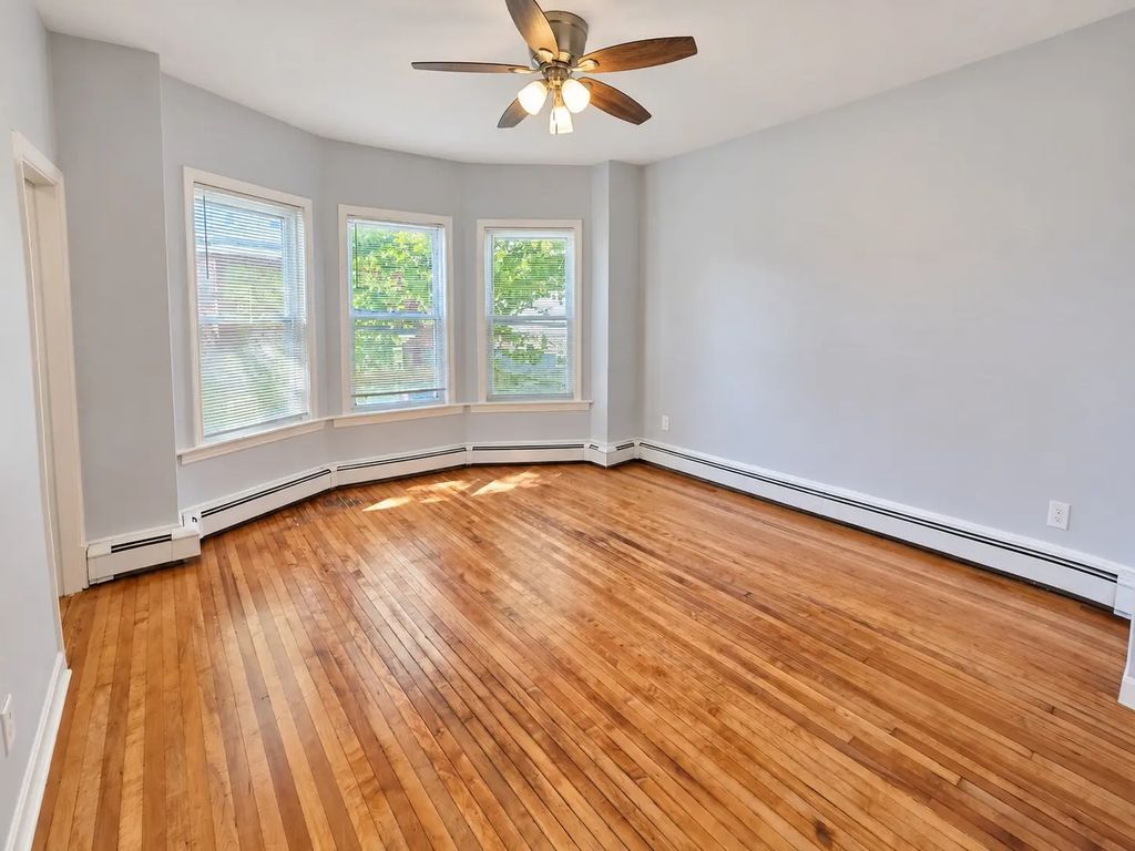129 Webster Ave #2, Cambridge