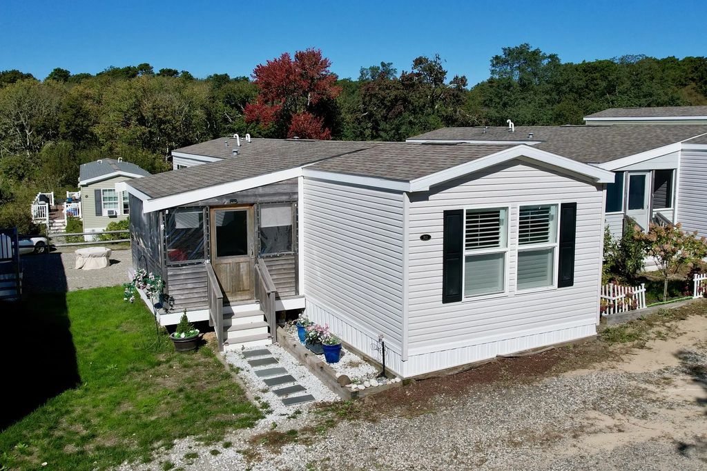 210 West Rd #m-12, Wellfleet