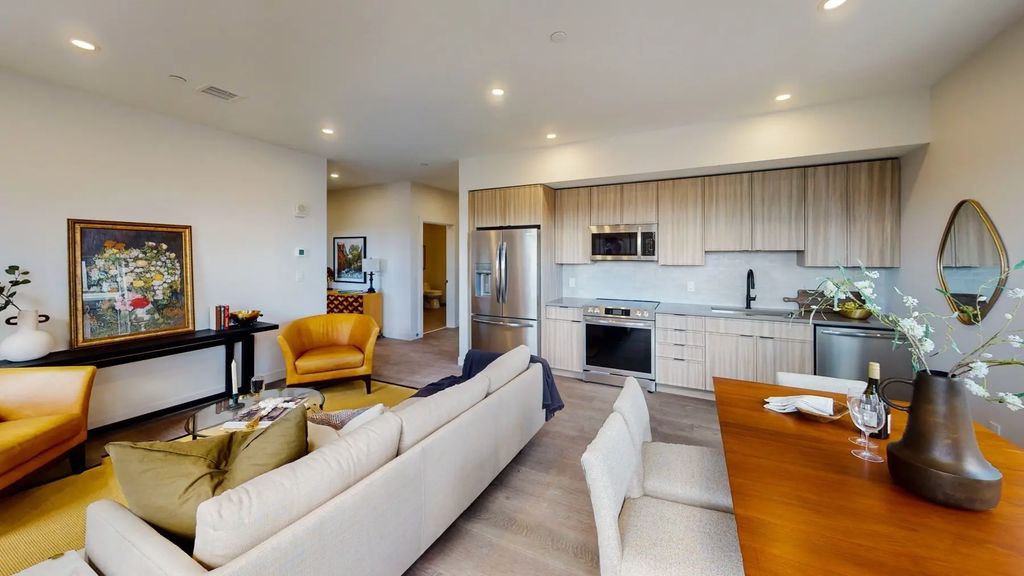75 Willow Ct #612, Boston