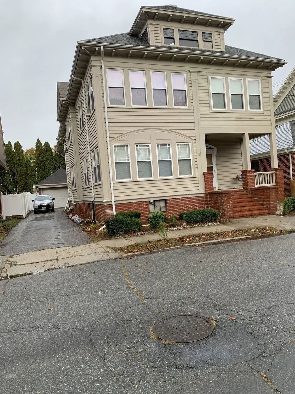 21-23 Gould Street, New Bedford