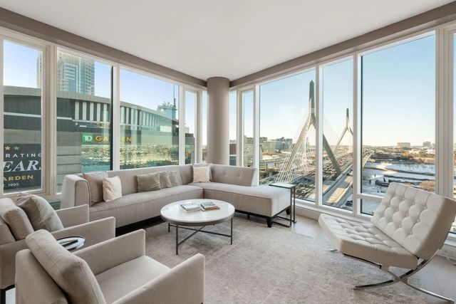 100 Lovejoy Wharf #11d, Boston