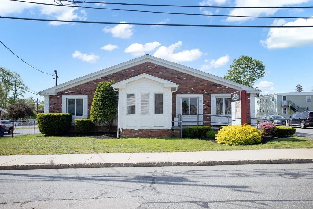 92 Grape St. #1-3, New Bedford