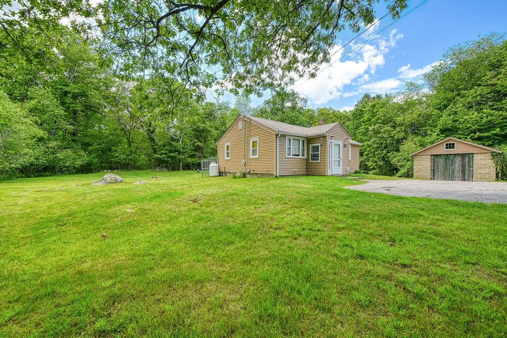 502 South St, Holbrook