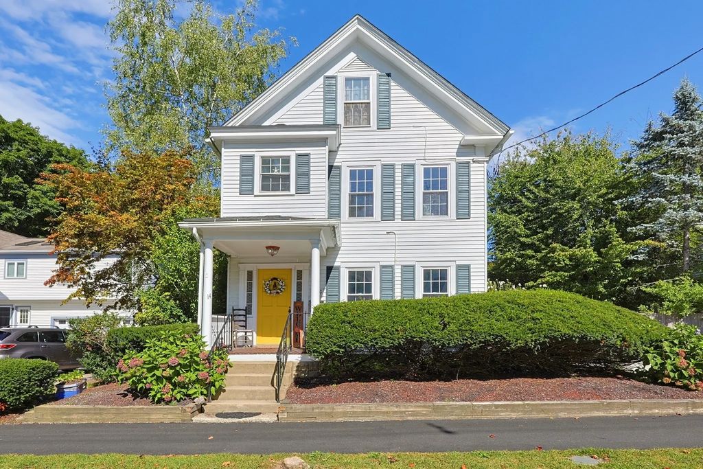 14 Mayhew St, Hopkinton