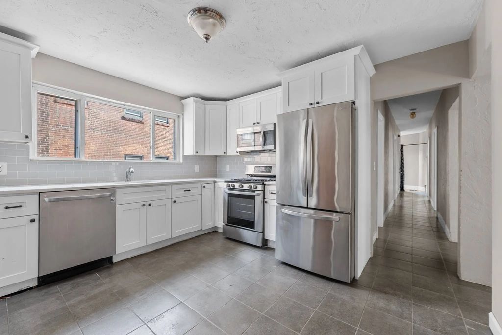 5 Timothy Avenue #2, Everett