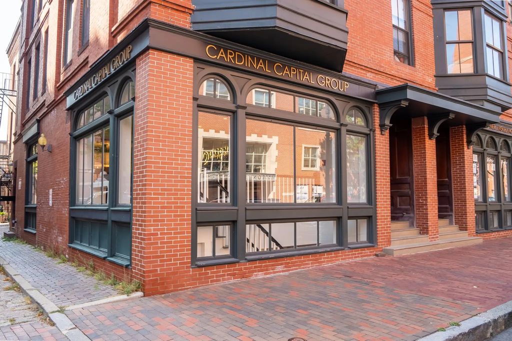 4 Clarendon St #4, Boston