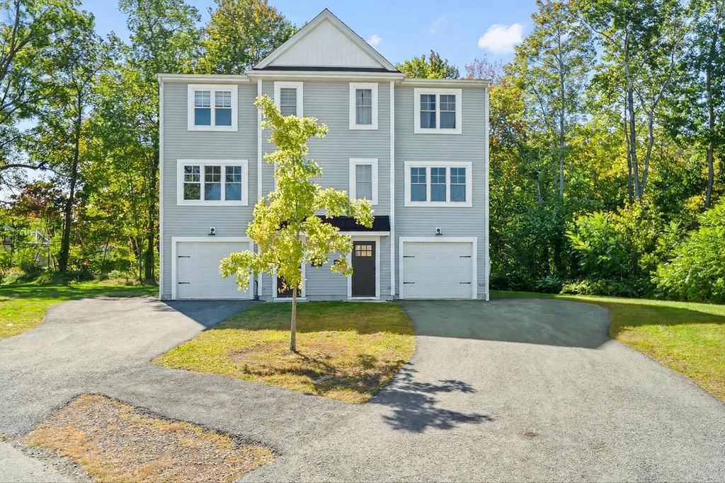 66 Castine St, Worcester