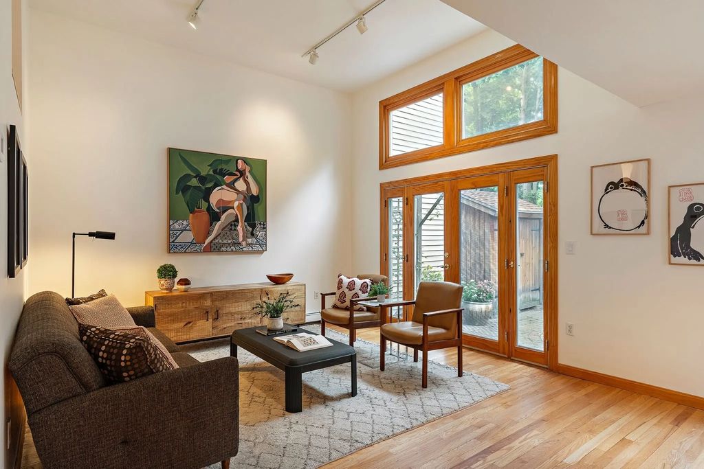 38 Warwick St #38, Somerville