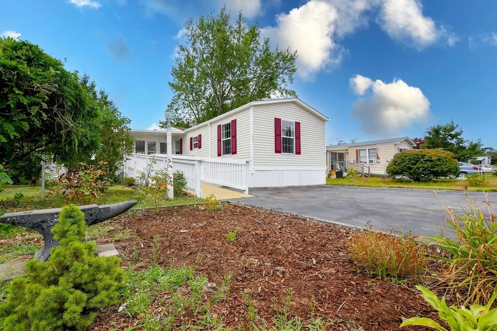 13 Madeline St, Wareham