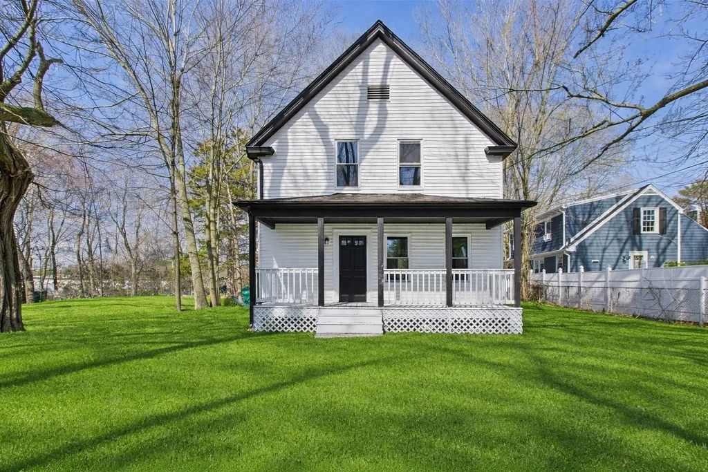 12 Sherman St, Attleboro