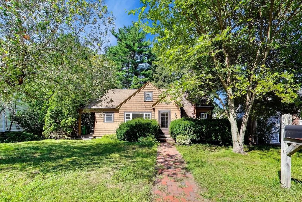 72 Sexton Ave, Westwood