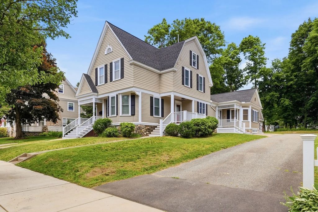 10 Wolcott Ave, Andover