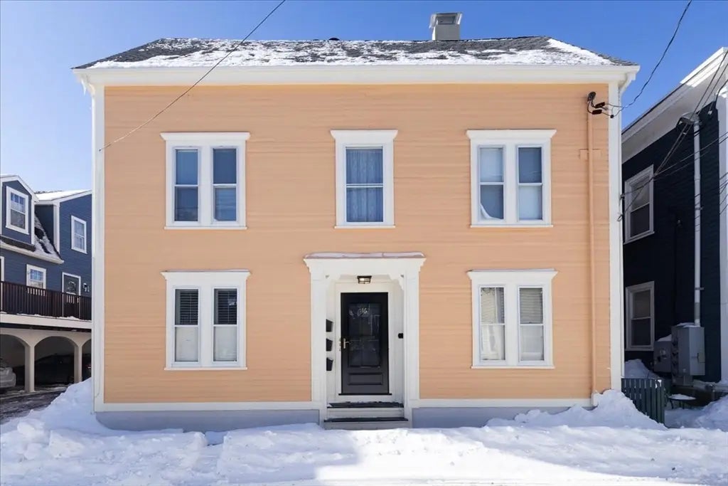 16 Bentley St. #3, Salem