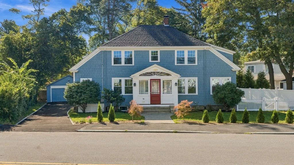 74 Tedesco St, Marblehead
