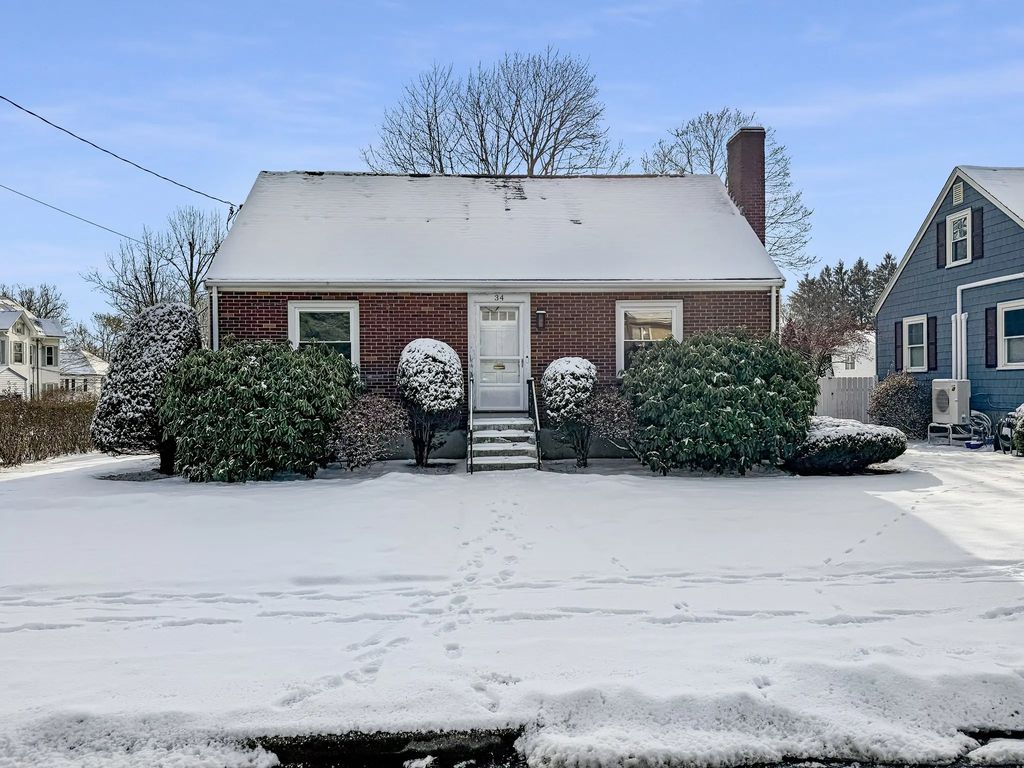 34 Albert #34, Waltham