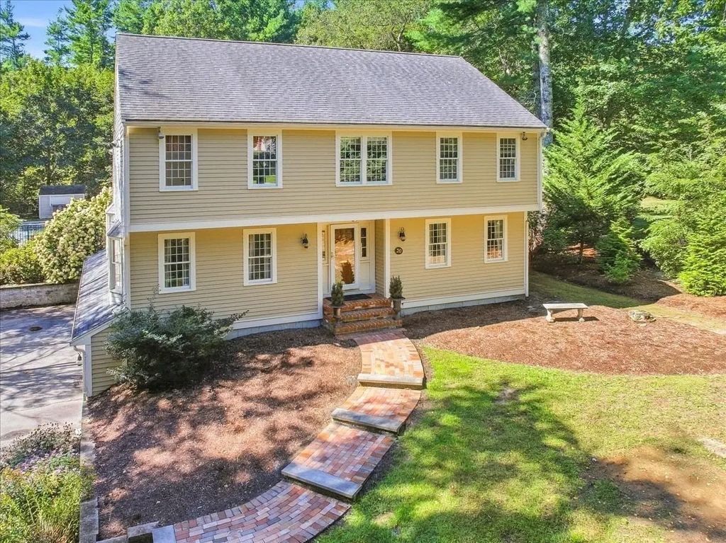 20 Tara Dr, Pembroke
