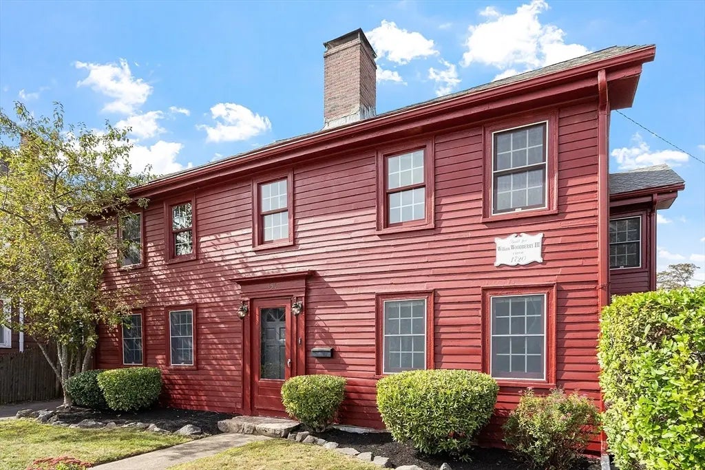 156 Hale Street, Beverly