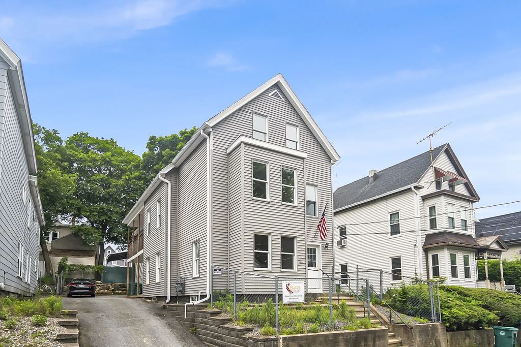 66 Pacific St #2, Fitchburg