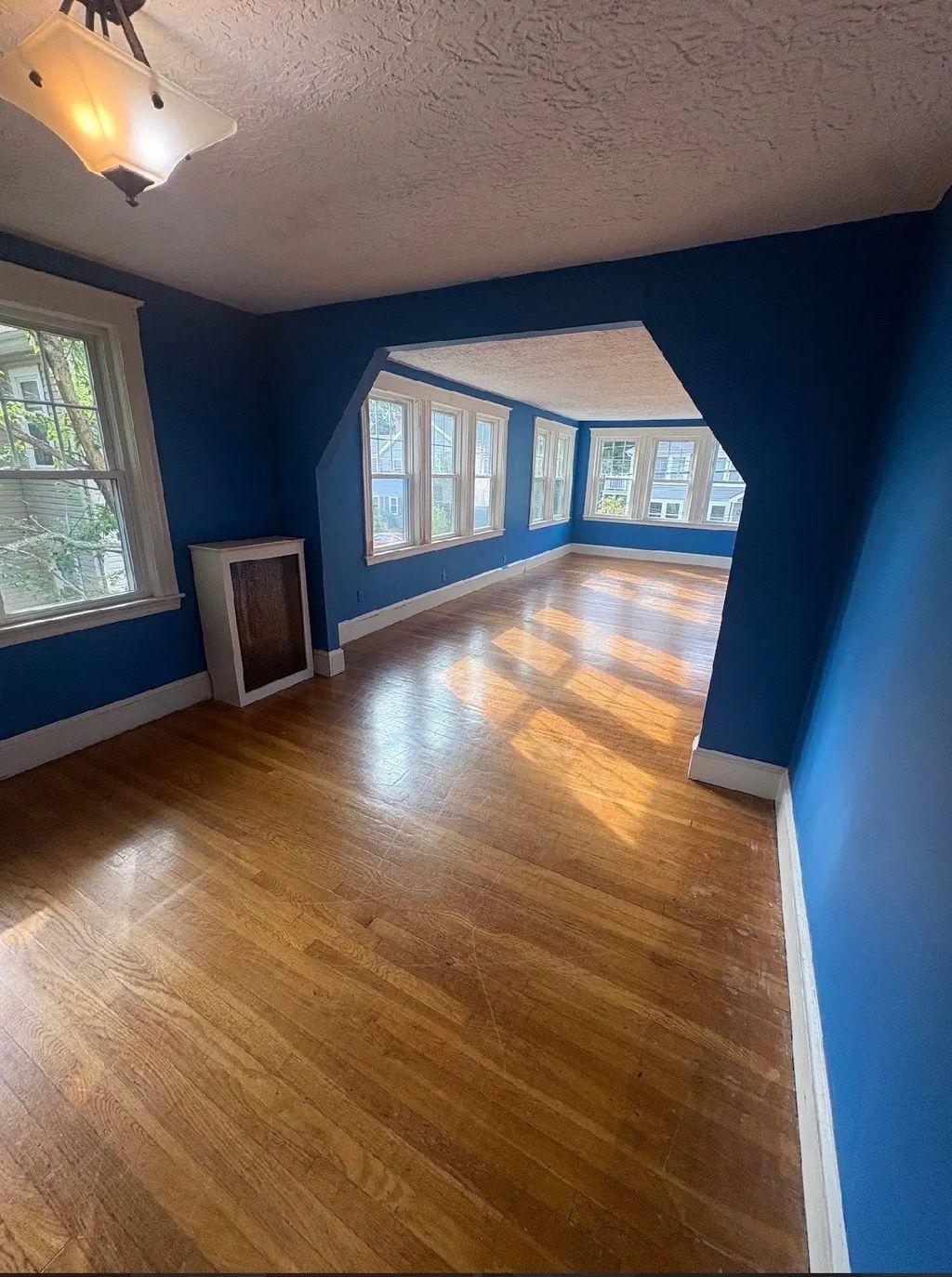 105 Warwick Rd #2, Newton