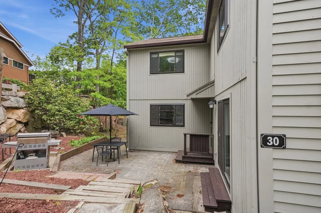 30 Mountain Gate Road #30, Ashland