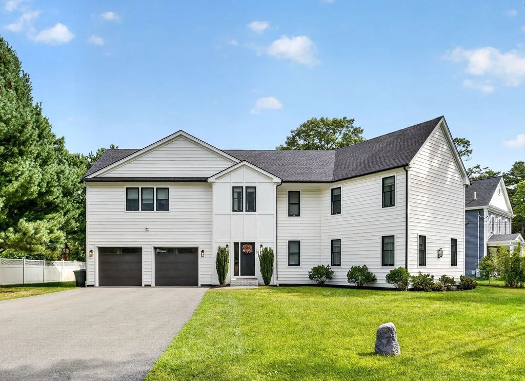 23 Evergreen Rd, Natick