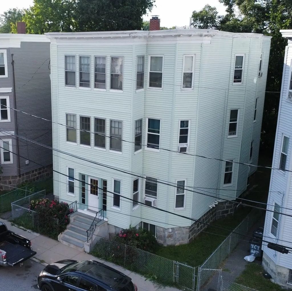 11 Courtland Rd, Boston