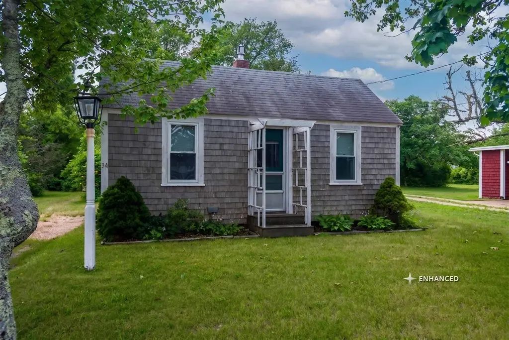 34 Curtis Ln, Edgartown