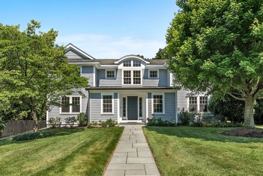 703 Boston Post Rd, Weston