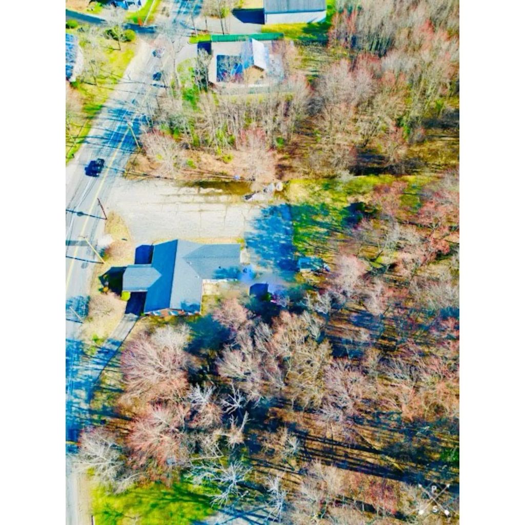 55 Lafayette Rd, Salisbury