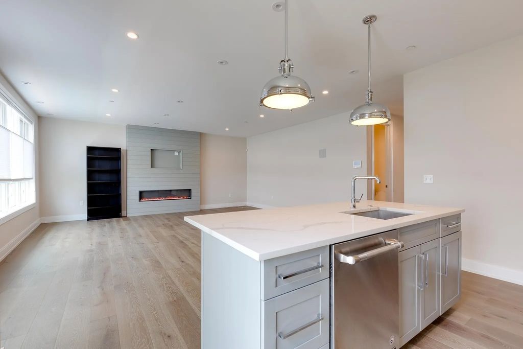 7 Baker Ct #2, Boston