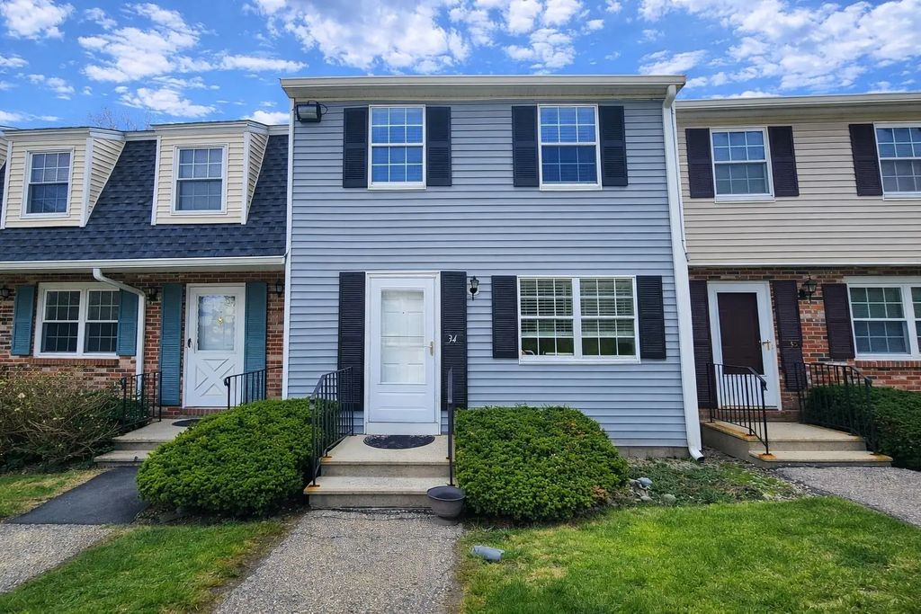 46 Pawtucket #34, Tyngsborough
