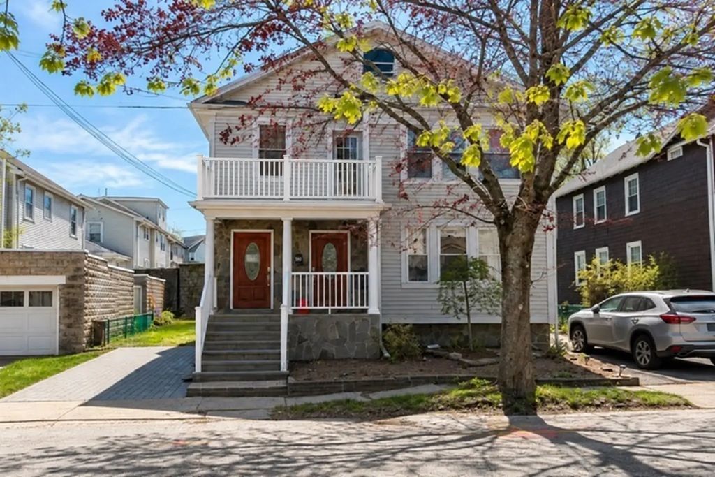 18 Vincent Ave #18, Belmont