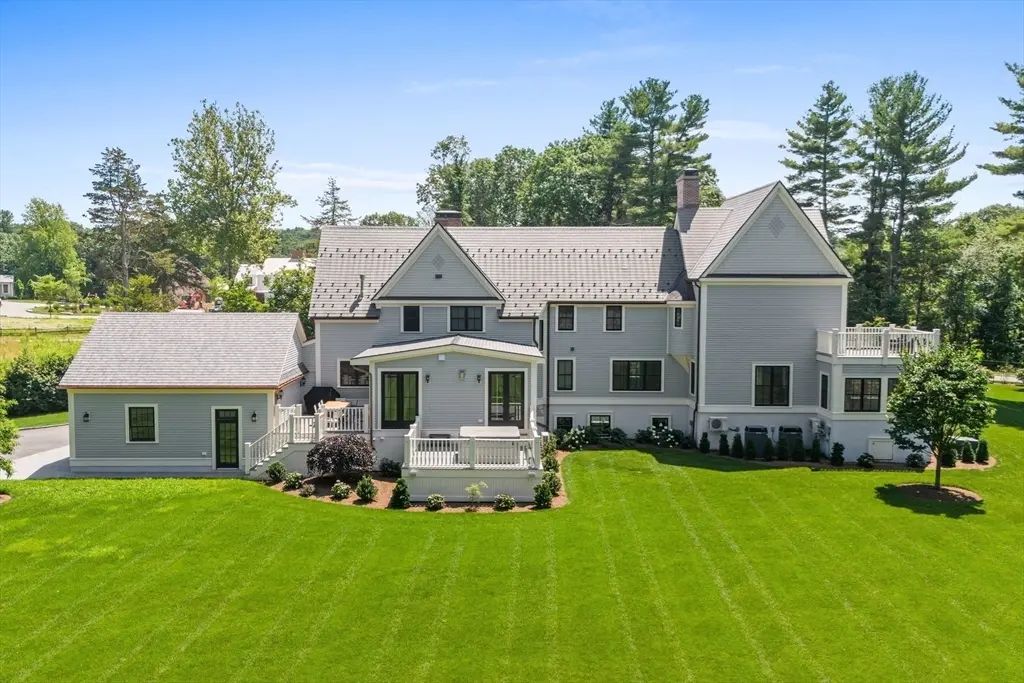 53 Heather Lane, Needham