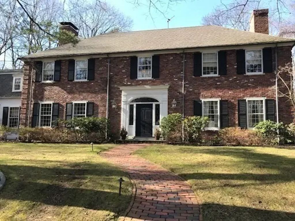 1 Cabin Rd, Weston