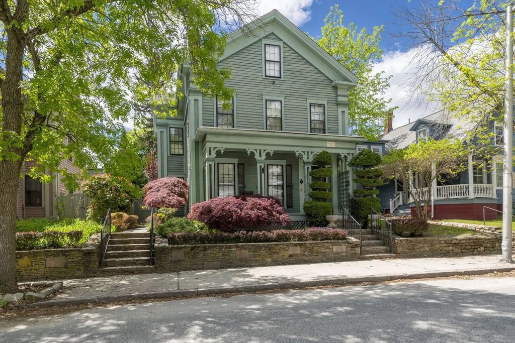 12 Crown St., Worcester