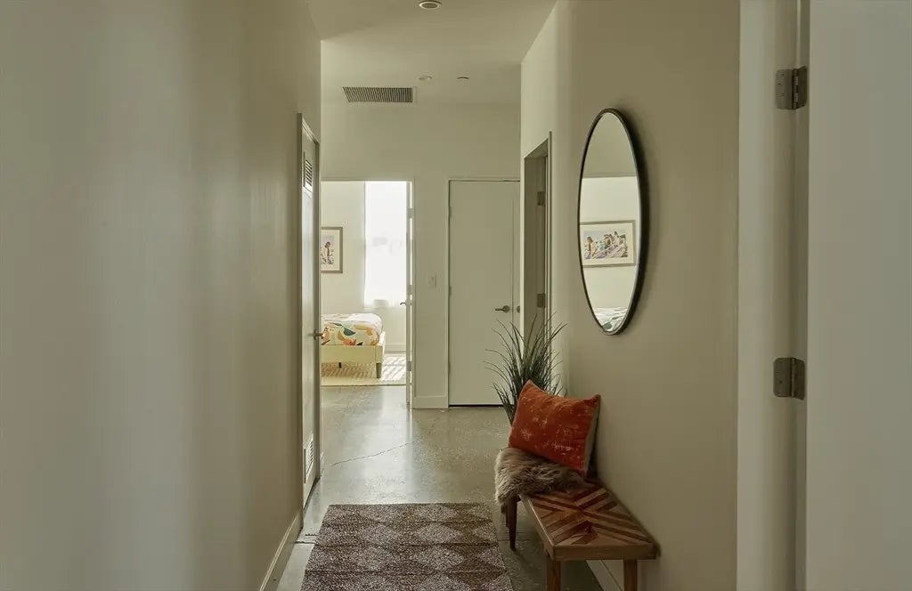 1 River Run #1, Williamstown