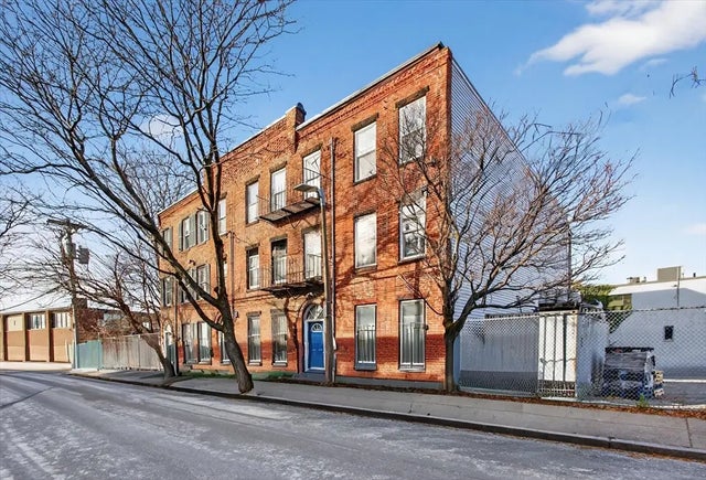 5 Chesterton Street, Boston