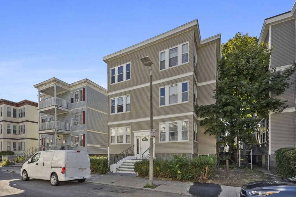 27 Hosmer St #2, Boston