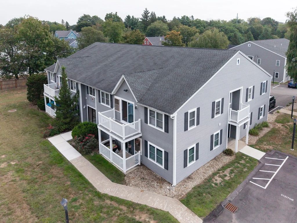 450 Somerset Ave #1-5, Taunton