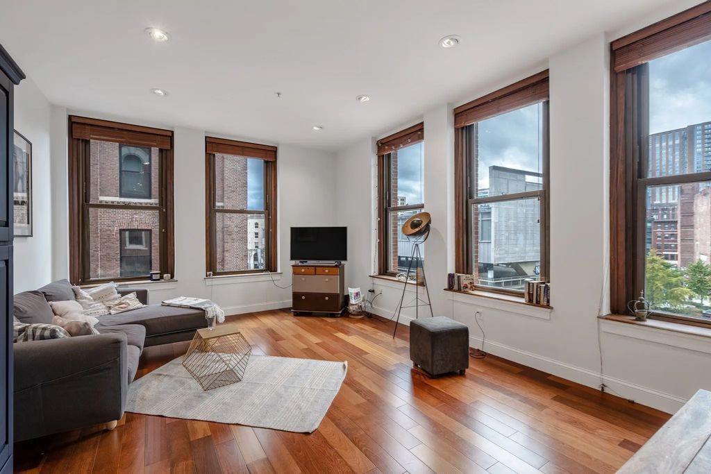 70 Lincoln Street #418, Boston
