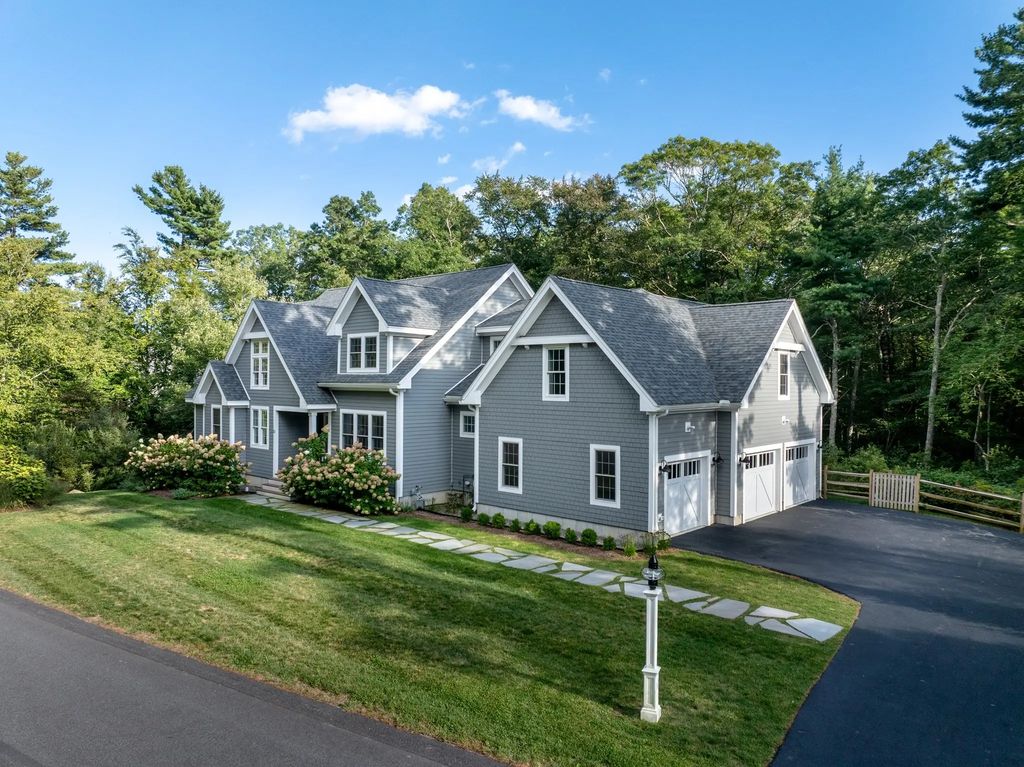 12 Split Rock Ln, Mattapoisett