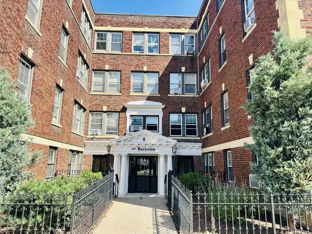 68 Linden Street #49, Everett