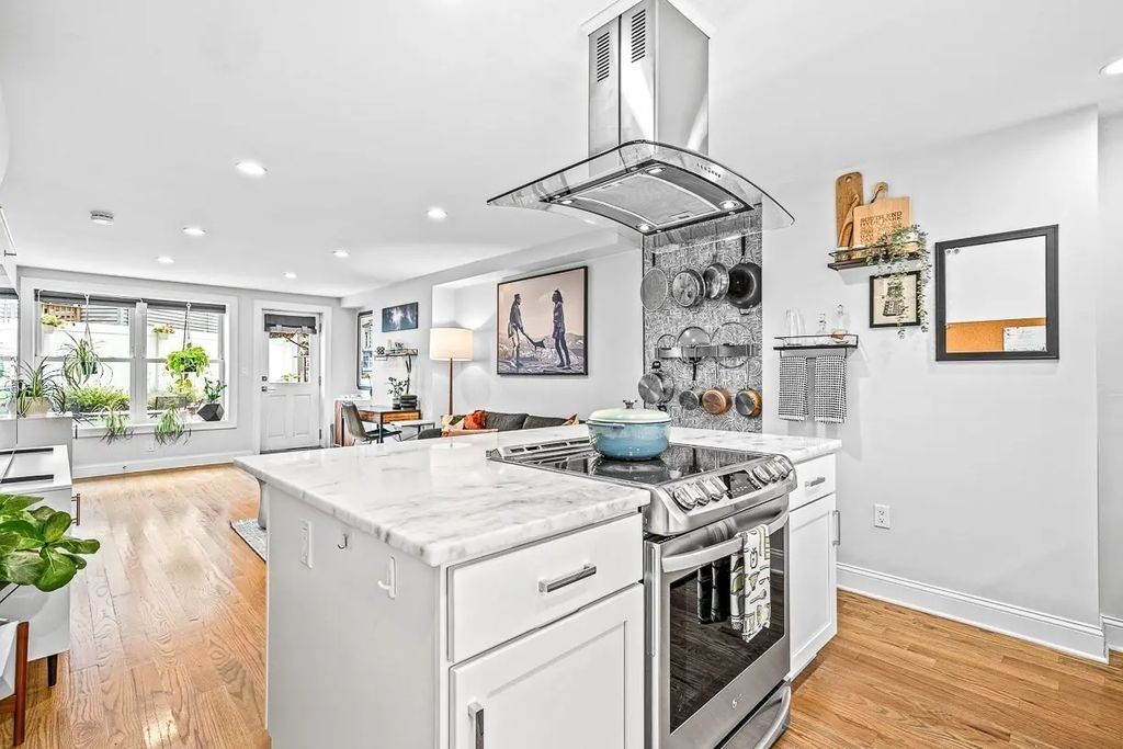 57 Broadway #1, Chelsea