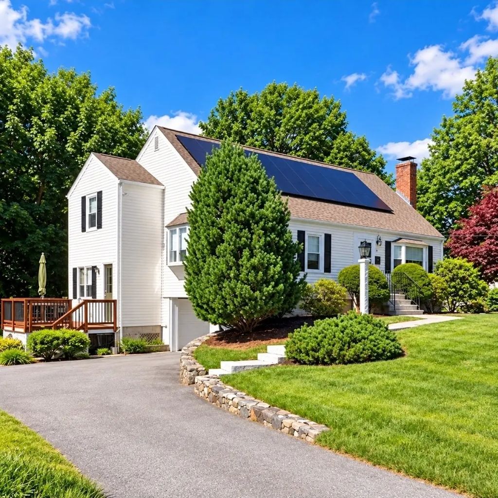 8 Digren Road, Natick