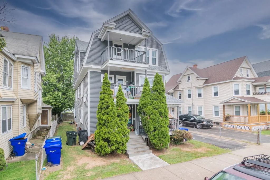 14-16 Revere St, Springfield
