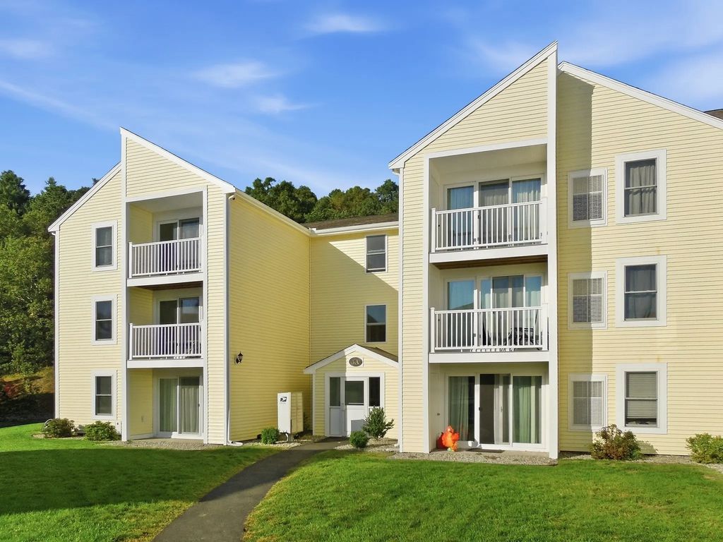 5 Marc Drive #5a2, Plymouth