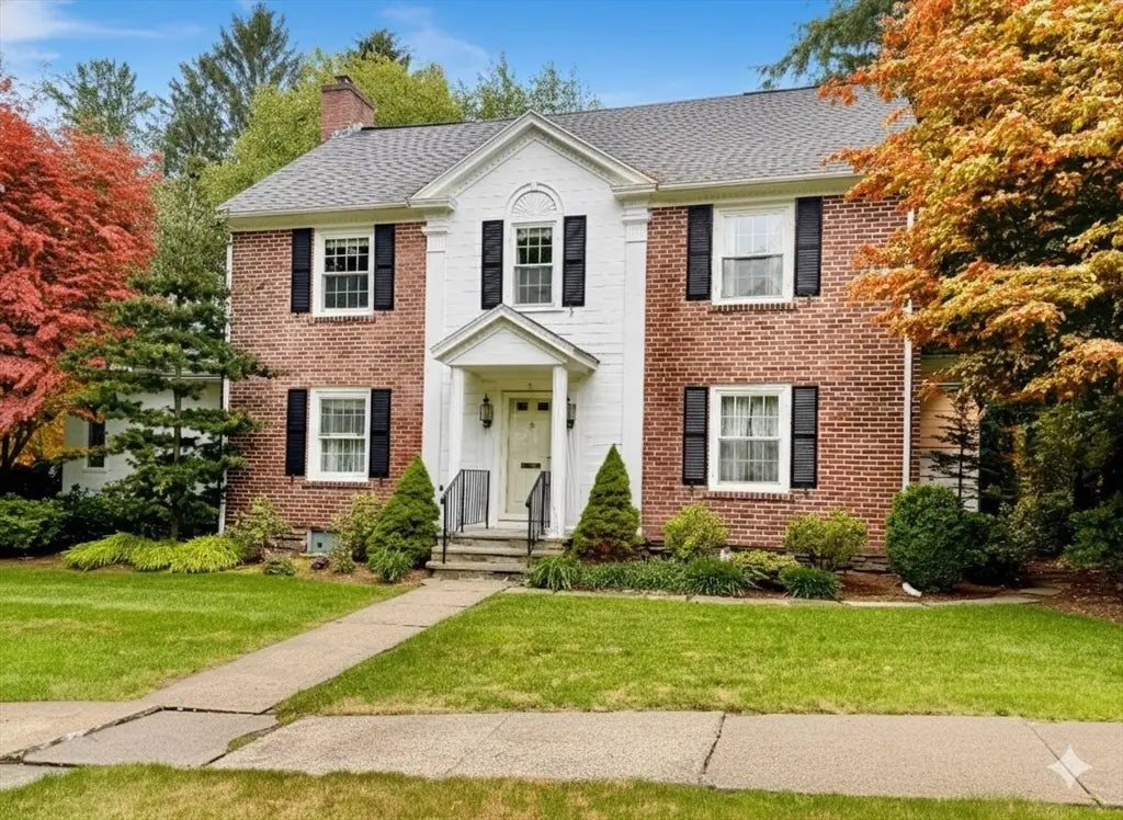 9 Dennison Rd, Worcester