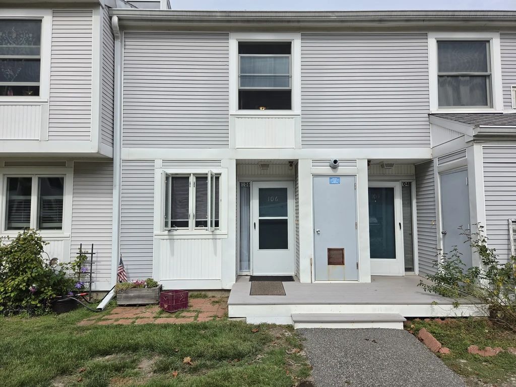 106 Northridge Rd #106, Beverly