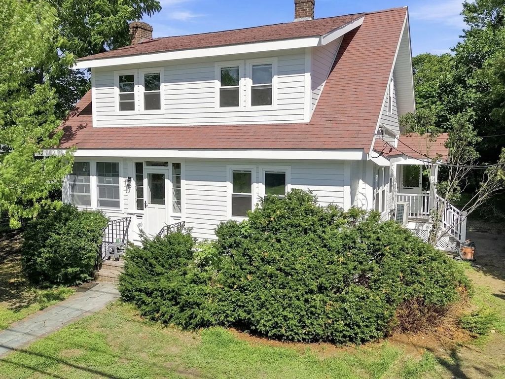 480 Summer St, Brockton